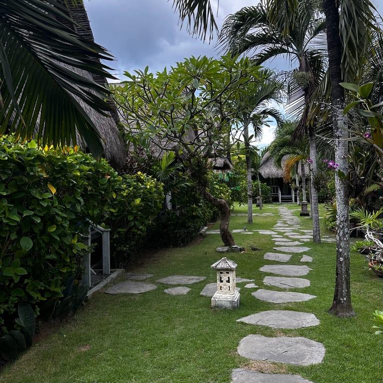 image of TS Hut Lembongan