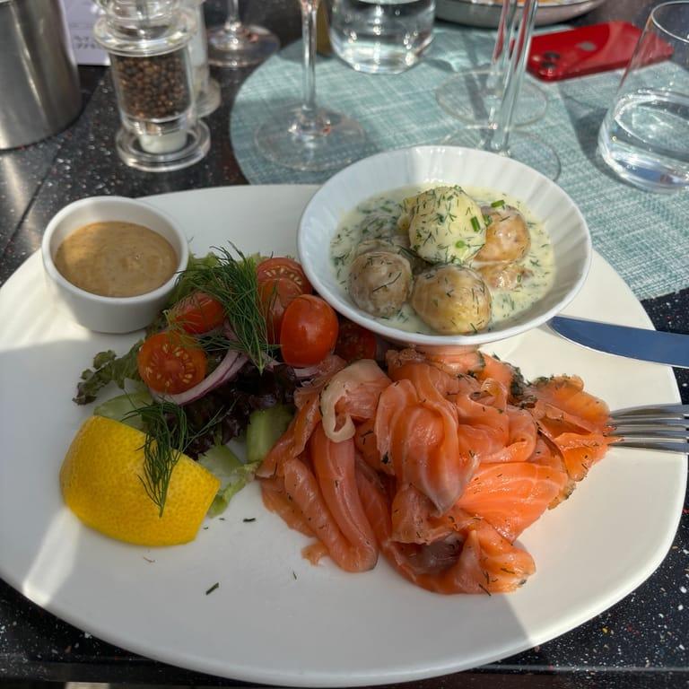 image of Avalon Hotel