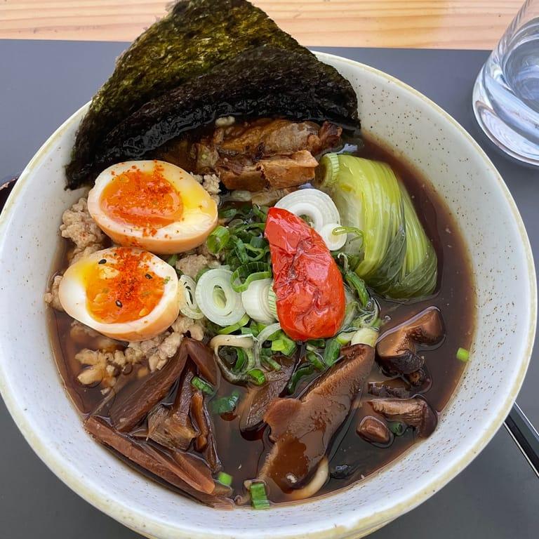 image of Maguro Restaurant & Sushi Bar