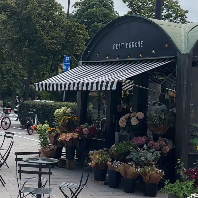 image of Petit Marche