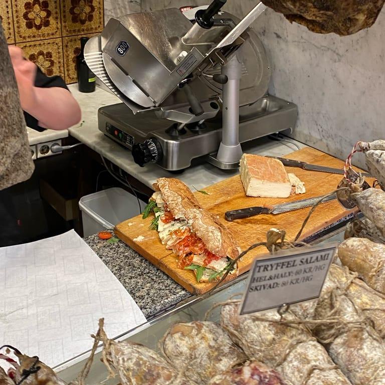 image of Ostbutiken Odengatan & Matsalen Stockholms smörhall