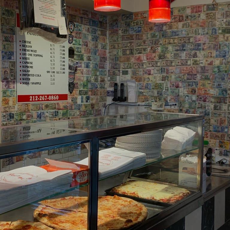 image of Joe’s Pizza