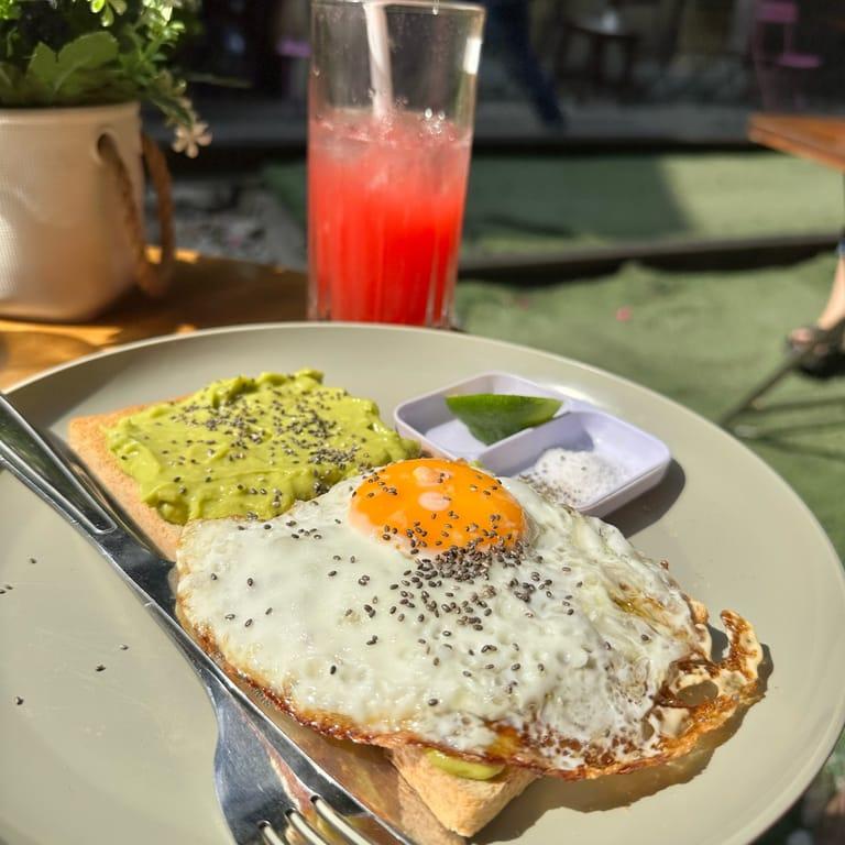 image of Nam Vy Coffee - Hanoi Train Street 2