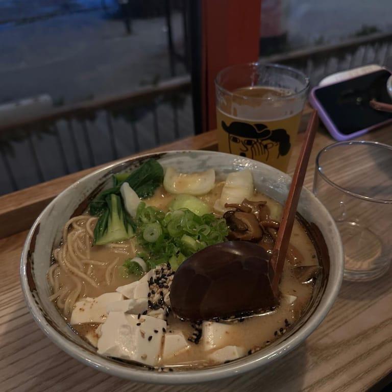 image of Ramen to Bíiru