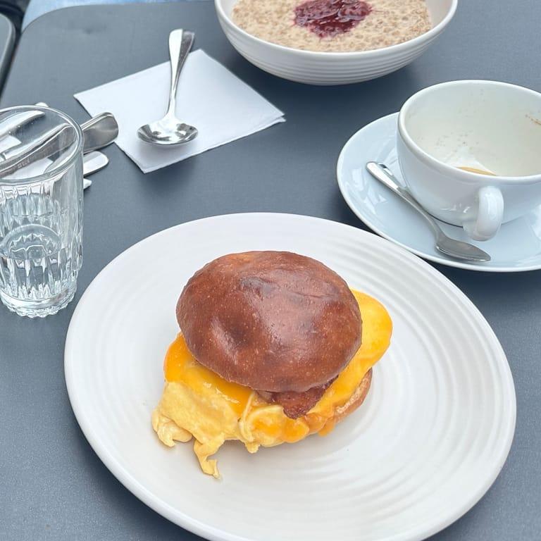 image of Bakery-Eatery Levain Ullanlinna