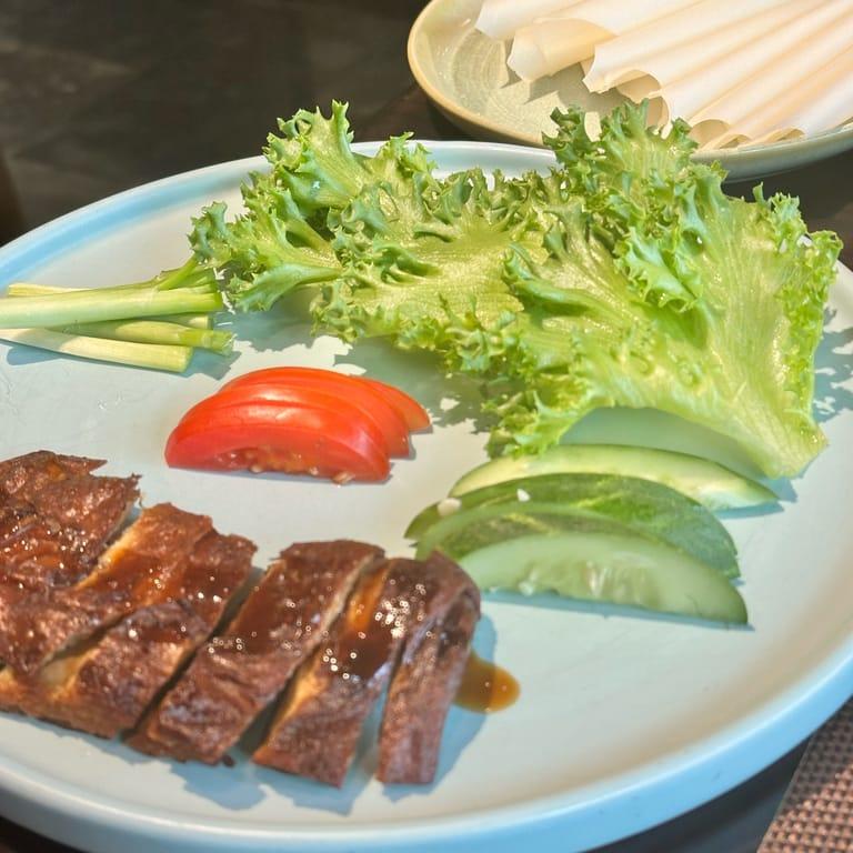 image of La Moi plant-based Restaurant