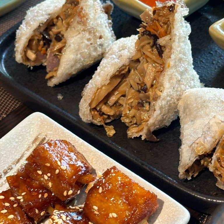 image of La Moi plant-based Restaurant