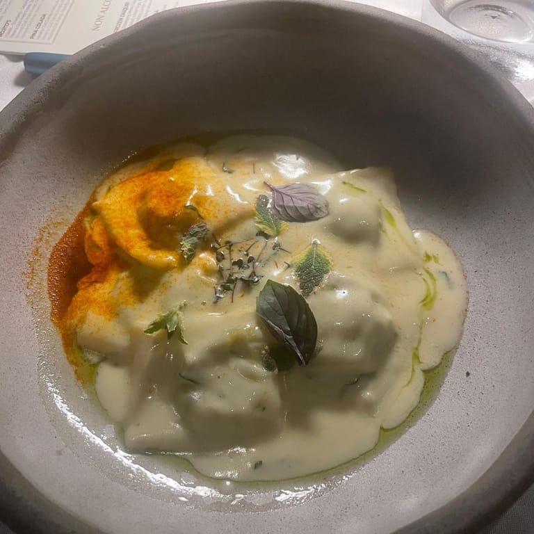 image of Alma Restaurant Side