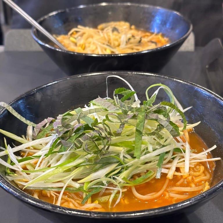 image of 정중한 라면