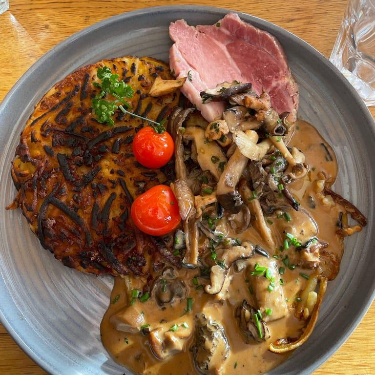 Le Carrefour Restaurant