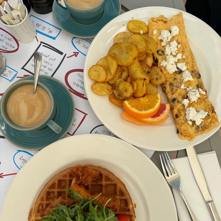 image of Eggspectation Restaurant Cafe JBR