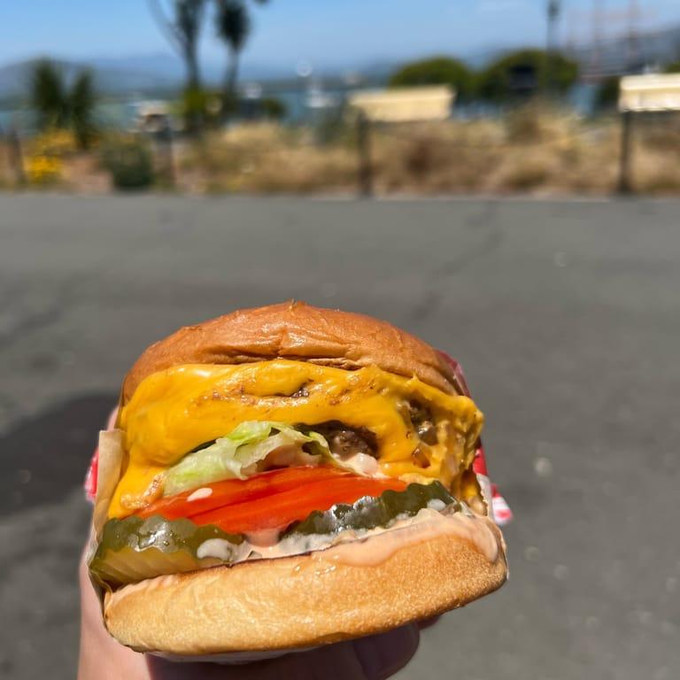 image of In-N-Out Burger