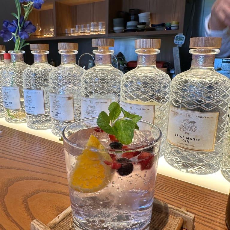 image of SiCX京都蒸留所 Gin Distillery & Cafe Bar