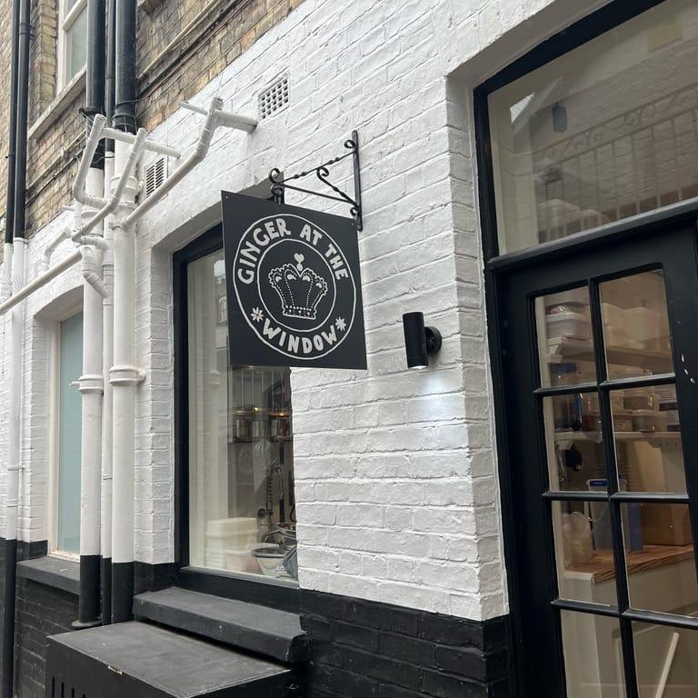 image of Ginger & White