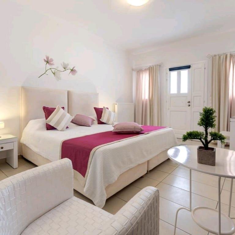 image of Dream Island Hotel