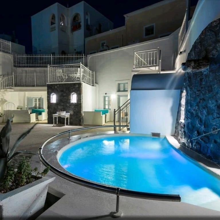 image of Dream Island Hotel