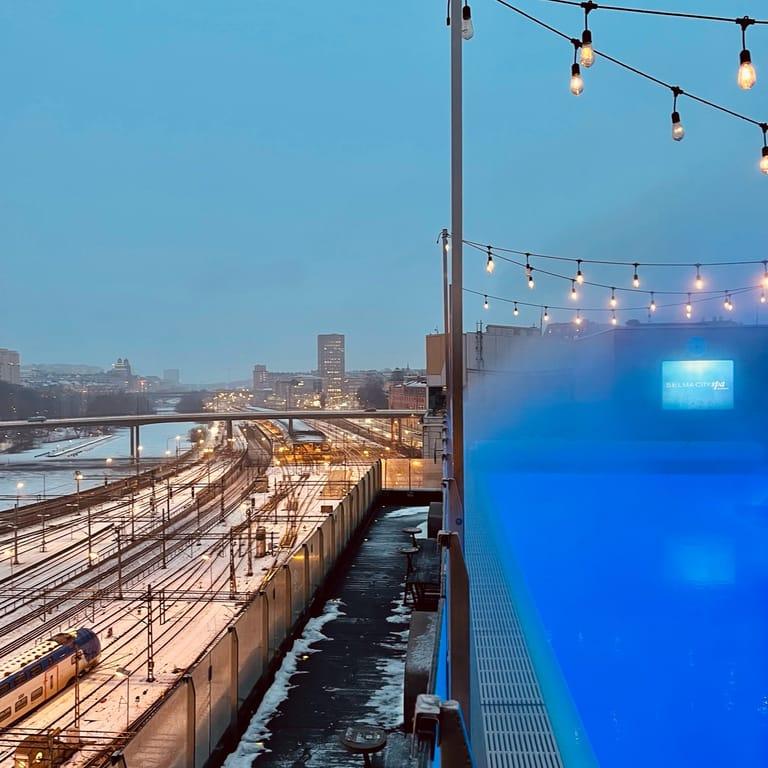 image of Clarion Hotel Sign