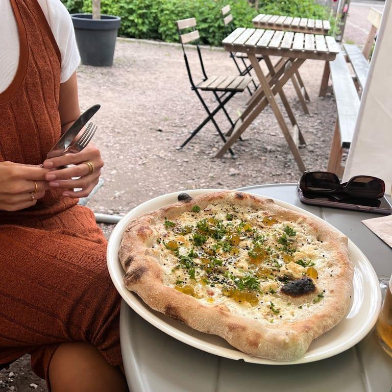 image of Garage Pizza & Vin