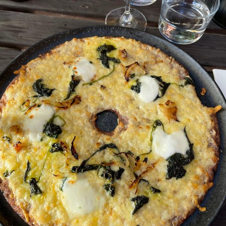 image of Öl och knäcke i Gladsax