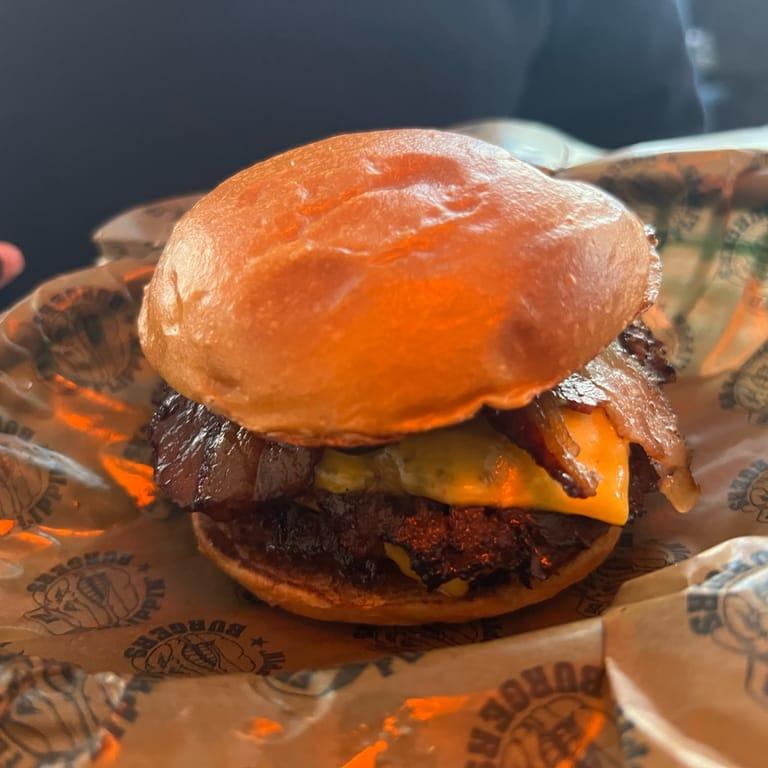 image of Flippin' Burgers